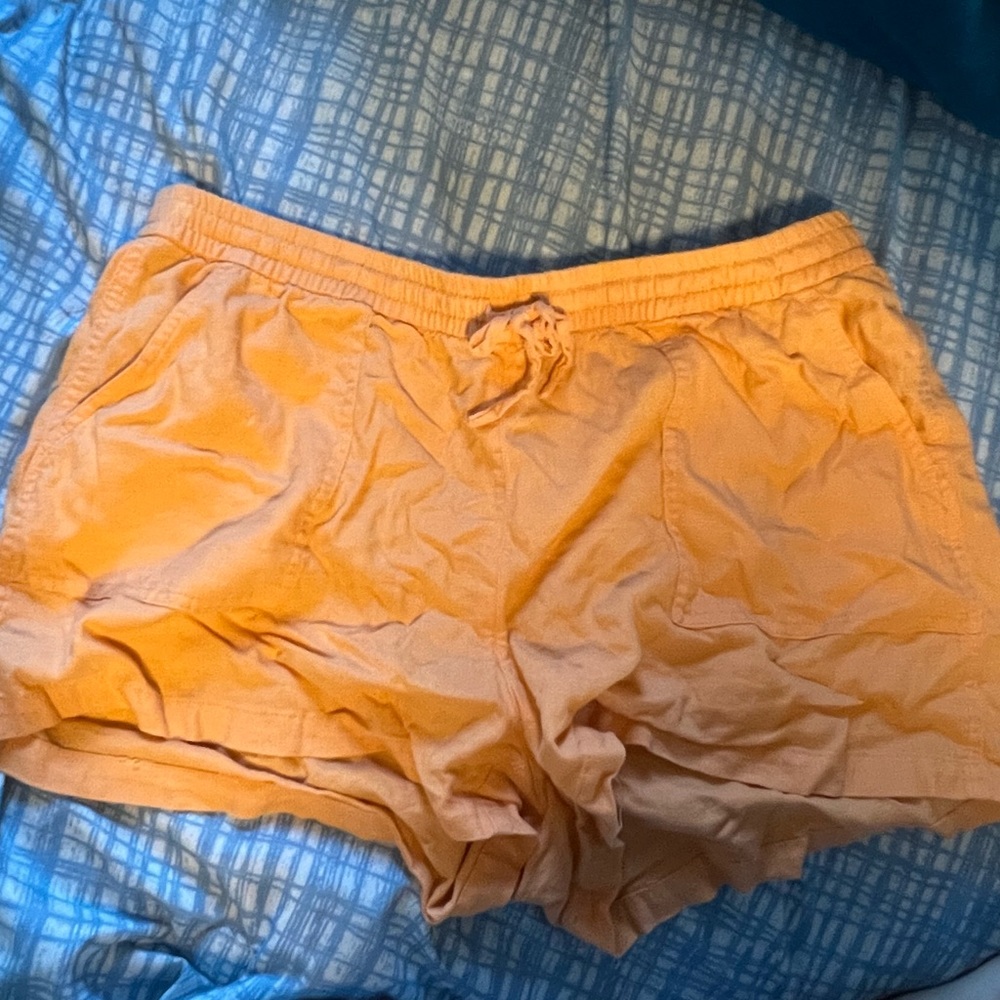 J Crew linen blend Sea side shorts, VGUC.